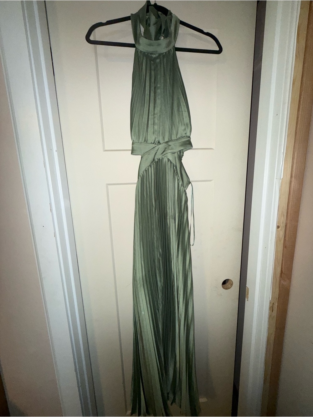 Green Halter Pleated Maxi Dress